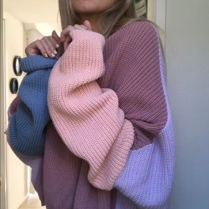 COLOR BLOCK SWEATER